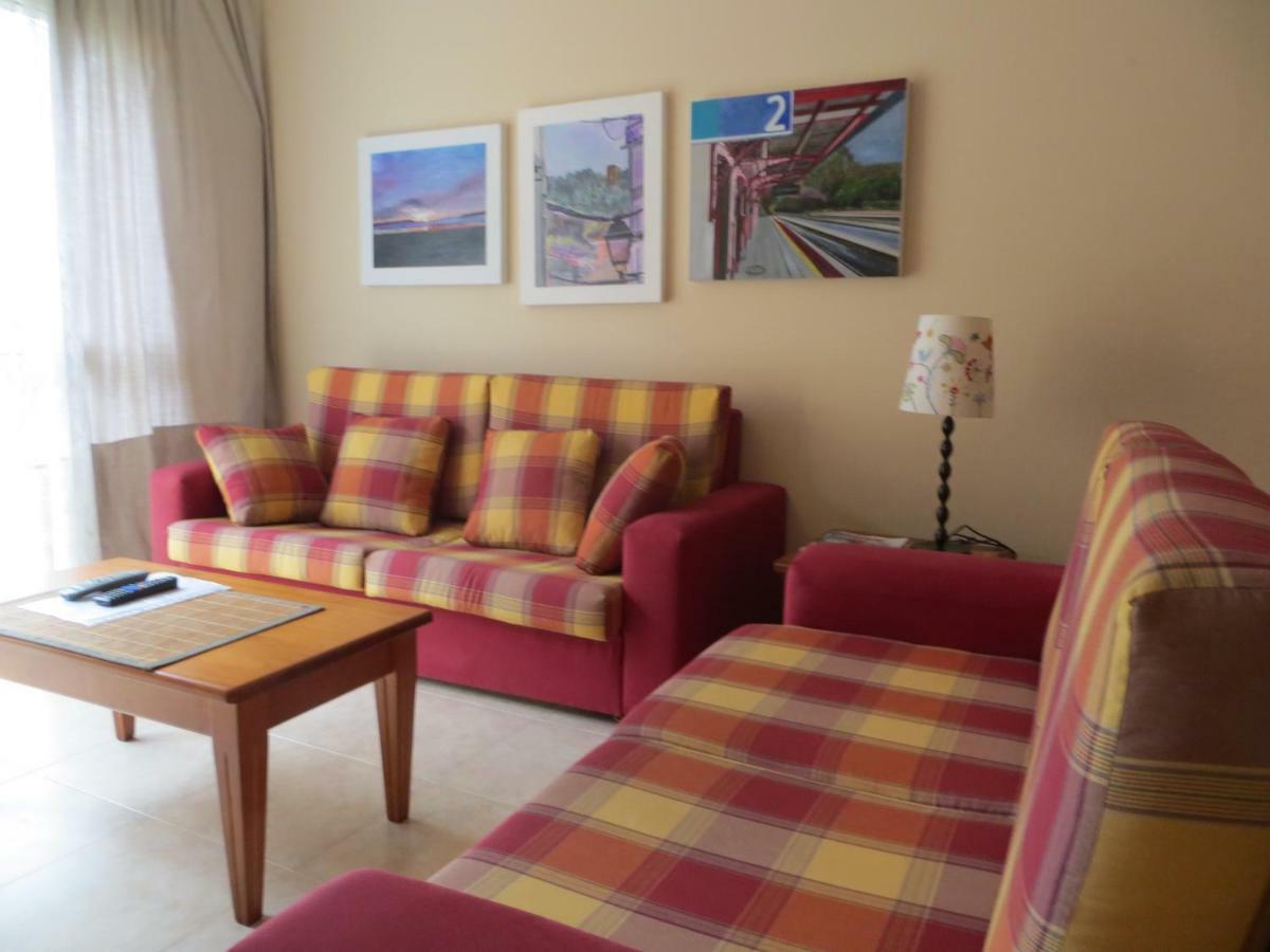 Apartamento En Golf Mino Apartment Andrade Bagian luar foto