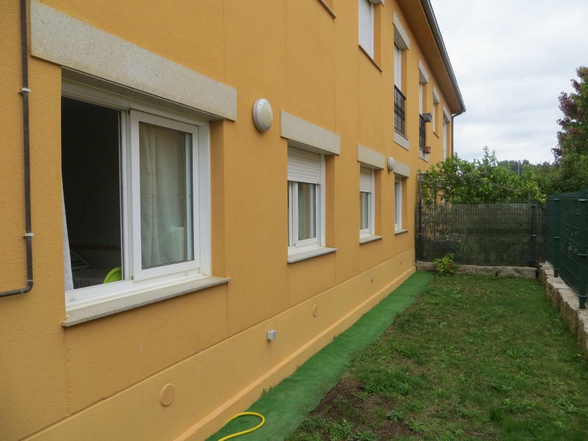 Apartamento En Golf Mino Apartment Andrade Bagian luar foto