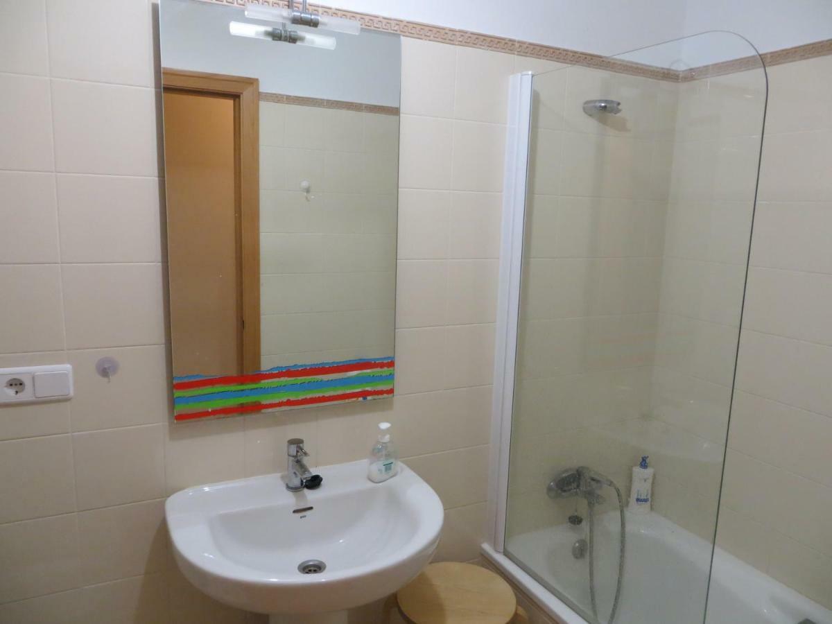 Apartamento En Golf Mino Apartment Andrade Bagian luar foto